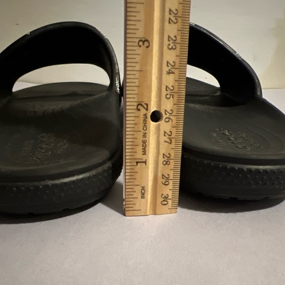 Crocs Iconic Comfort Unisex Sandals Slides US Size M 9 W 11 Black Spell Out EUC - Picture 5 of 7